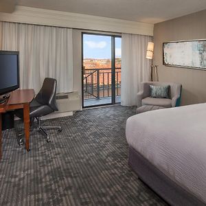 King Room Sofa Bed Lake View